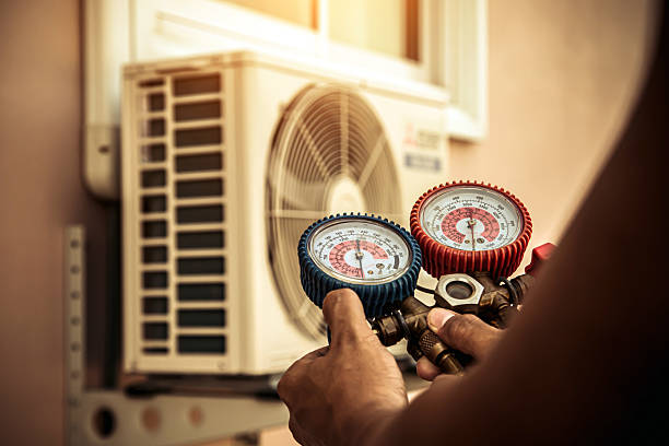 Professional Ac Installation technician working in West Bridgewater, MA